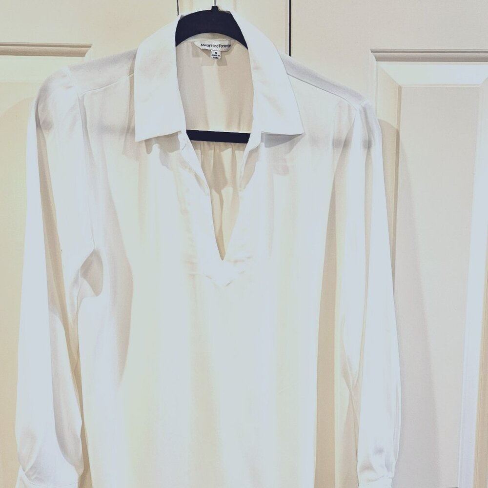 Always and Forever womens blouse/tunic